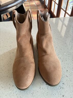 YNS Generic Suede Ankle Booties in Light Brown